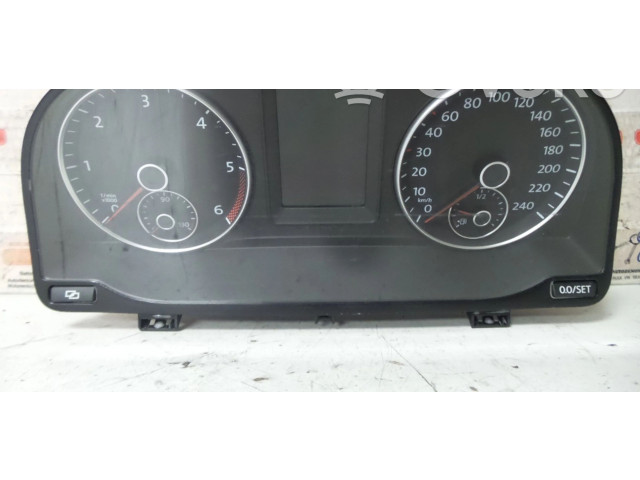 Панель приборов 2K0920865A   Volkswagen Caddy       