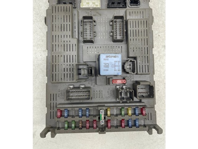 Блок предохранителей  9646907380   Fiat Ulysse    