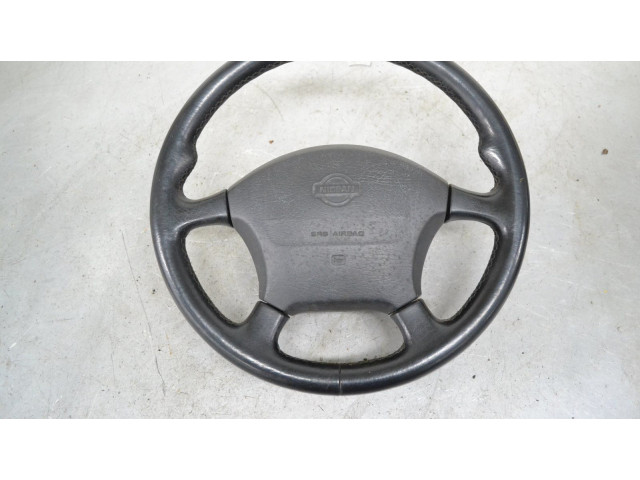 Volant Nissan Primera 2000   