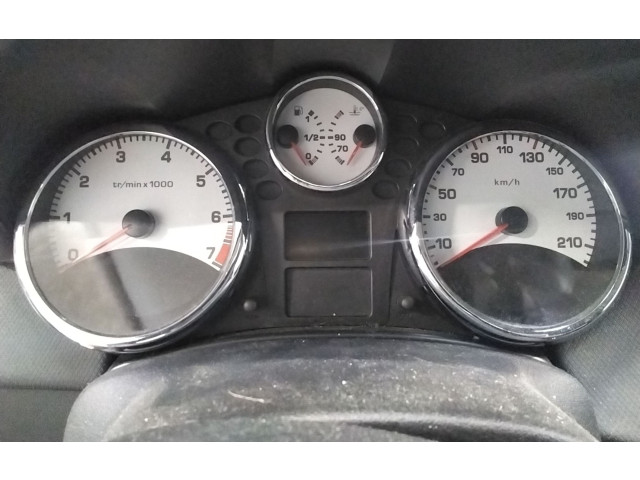 Přístrojová deska  Peugeot 207 2010 6103CT  