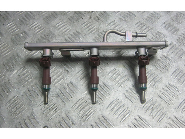 Vstřikovací lišta 175204021R   Nissan Micra K14     