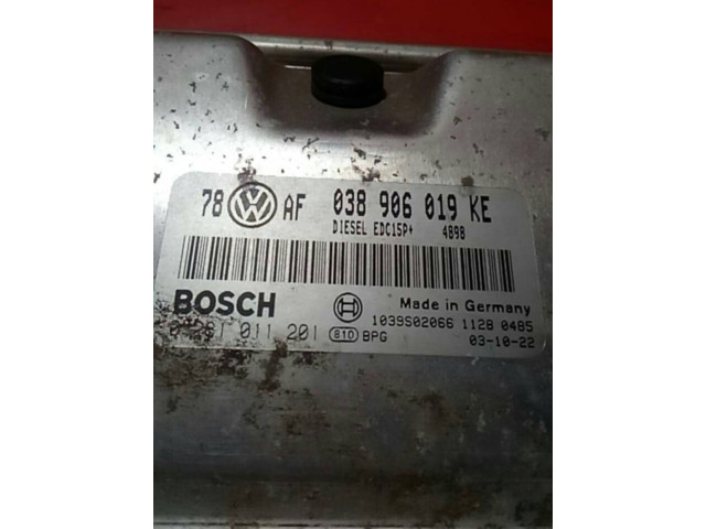 Řídící jednotka 038, 019   Volkswagen PASSAT B5.5 2002