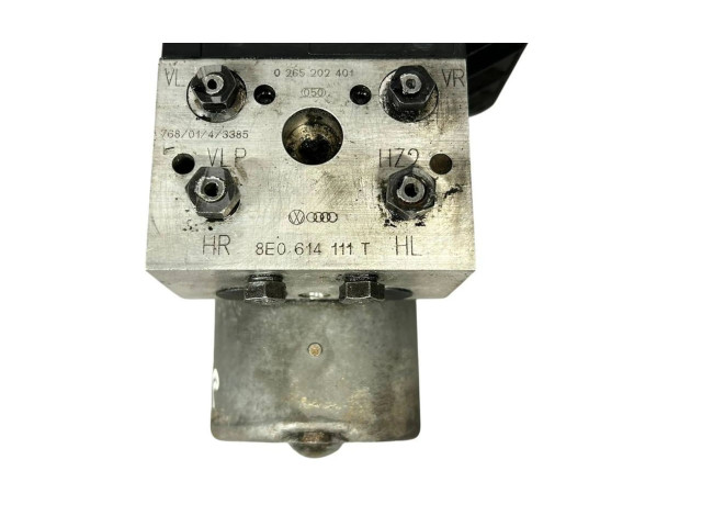 Блок АБС 8E0614111T, 0265202401   Audi  A8 S8 D2 4D  1994 - 2002 года