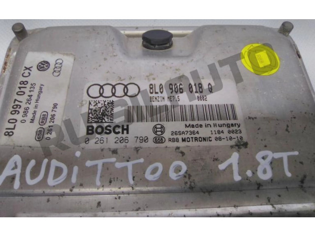Řídící jednotka 8L0906018Q   Audi TT Mk1 2000