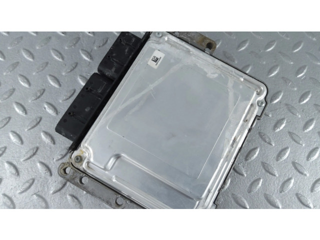 Блок управления двигателя 9818703480, 9833749880   Toyota ProAce City