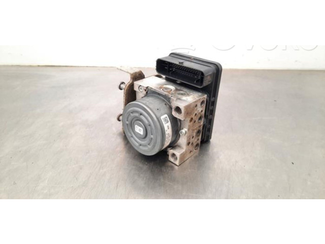Jednotka ABS A2054313712   Mercedes-Benz C W205 2014