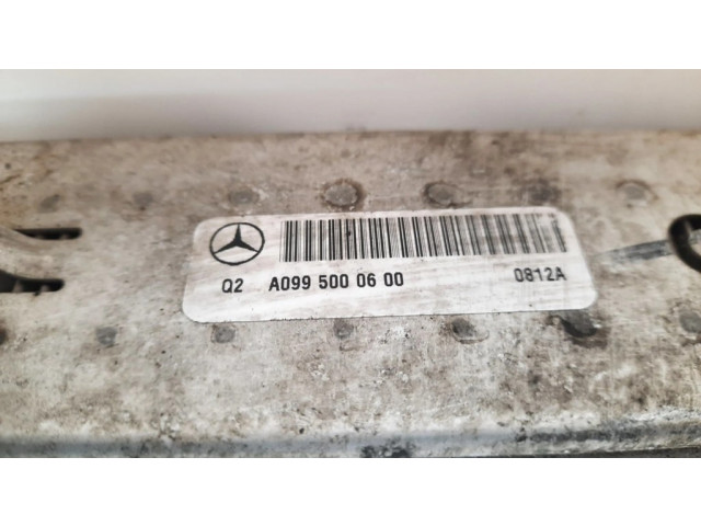 Интеркулер  A0995000600   Mercedes-Benz ML W164 3.0