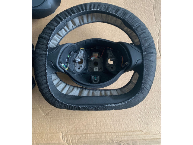 Руль Alfa Romeo 4C  2013 - 2019 года       