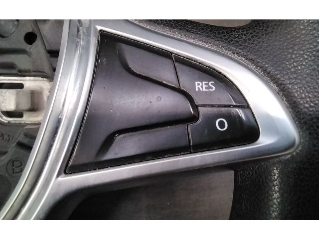 Подушка безопасности водителя 484005093R   Dacia Dokker