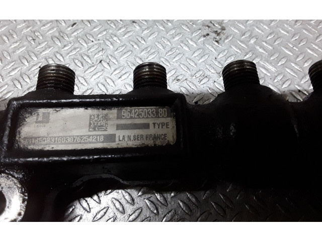 Vstřikovací lišta 9642503380   Mazda 2     