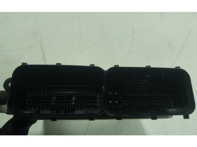 Řídící jednotka 04L906026QE5T0, 04L907309P   Volkswagen Touran III 2018