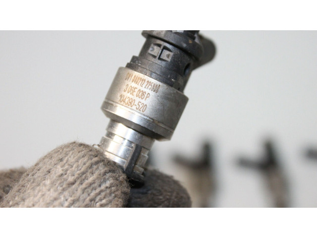 Vstřikovač 104390520   Audi A6 S6 C7 4G  pro benzínový motor 3.0  