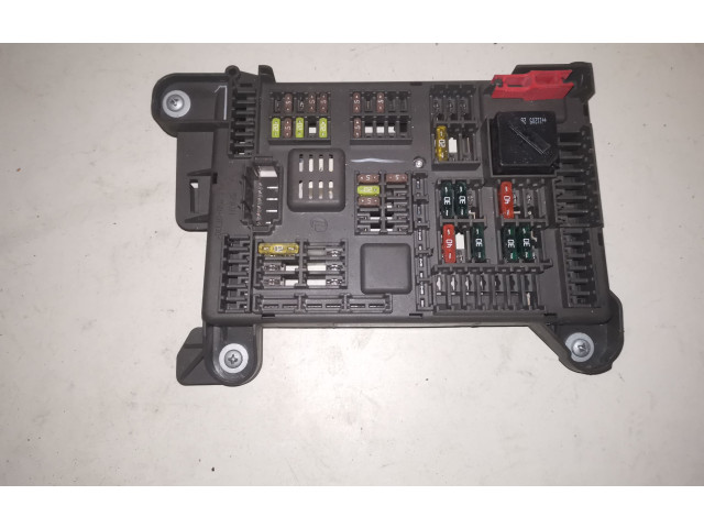   Pojistková skříňka 518954021A, 693168704   BMW X5 E70 2008