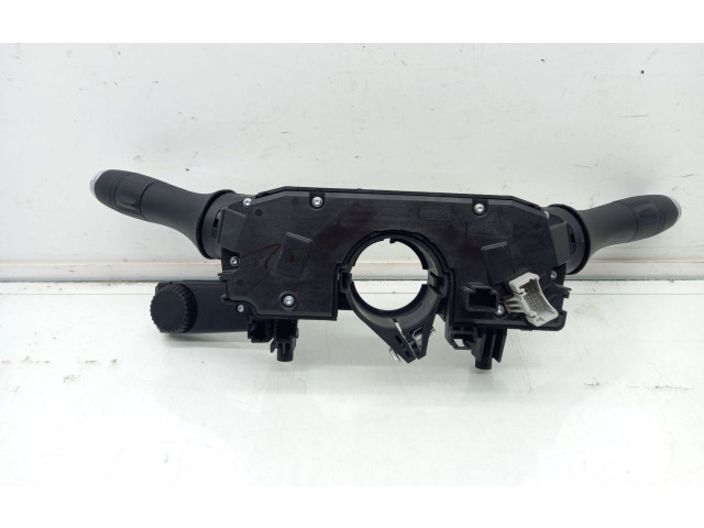 Ручка стеклоочистителей 255675601R, 255675601RA   Renault Captur