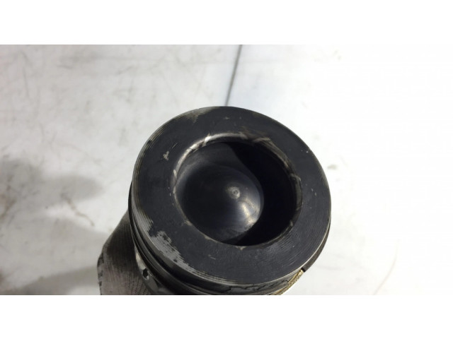 Píst 75L101   Ford Connect  pro naftový motor 1.6  