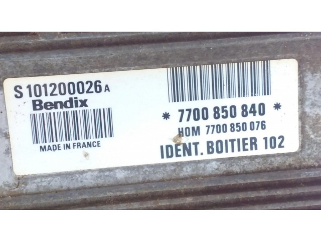 Блок управления коробкой передач 7700850840, 7700850076   Renault Clio I
