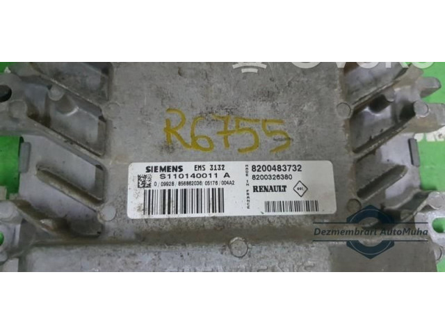 Блок управления двигателем Блок управления 8200483732, S110140011A   Renault Logan I