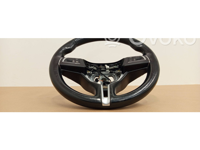 Volant Maserati Ghibli 2014 06700186830  
