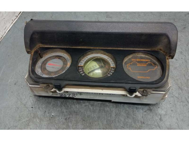 Панель приборов 79777011, MB776065   Mitsubishi Montero       