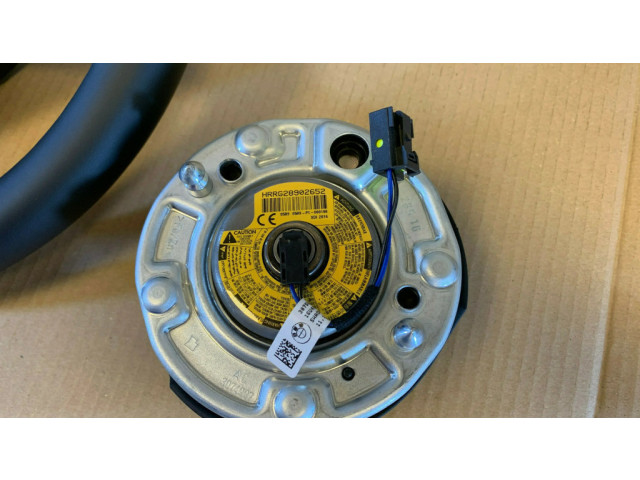 Руль BMW 2 F22 F23  2013-2017 года 32307850404, 32307848339      