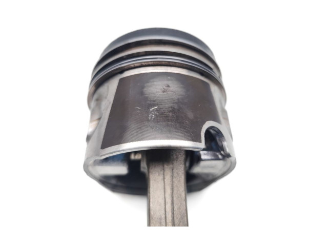 Píst AWX   Audi A6 S6 C5 4B    AWX 