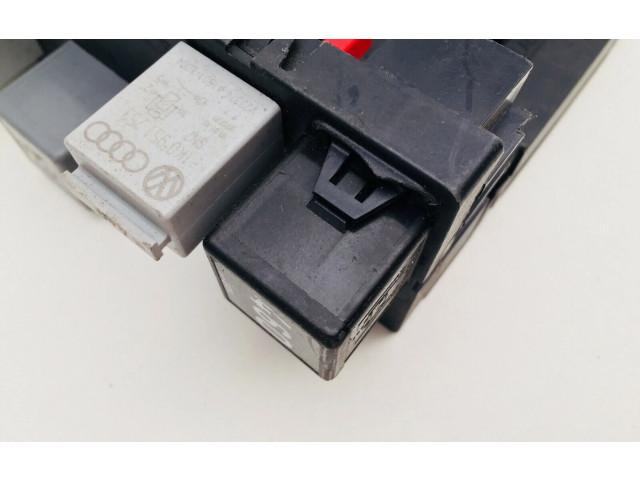 Блок комфорта 3C0937049AD   Volkswagen Eos   