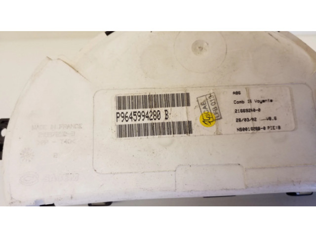 Панель приборов 2166725523, 216692400   Citroen C3       