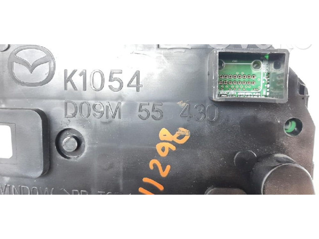 Přístrojová deska  Mazda 2 2014 D09M55430  