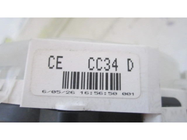 Přístrojová deska  Mazda 5 2006 cecc34d  