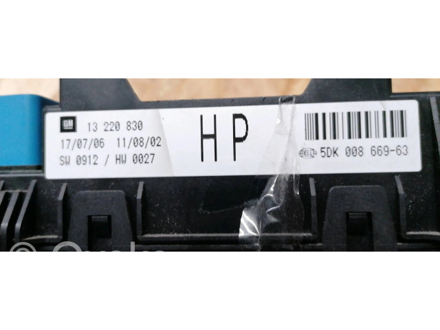   Pojistková skříňka A6461538491   Mercedes-Benz Vito Viano W639 2003