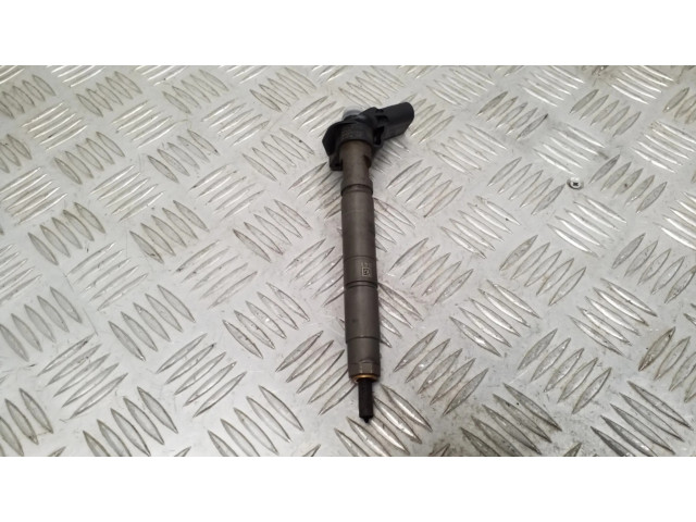 Форсунка 338002F000    Hyundai Santa Fe для дизельного двигателя D4HB 2.2