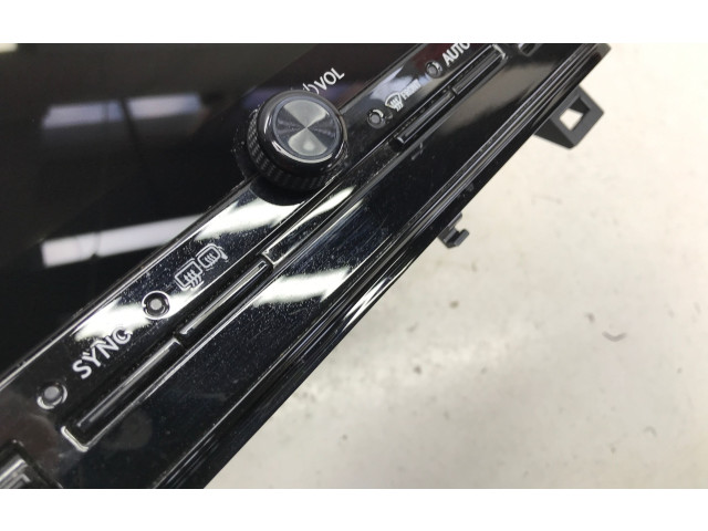 Дисплей    8614052740, A12107   Lexus LBX