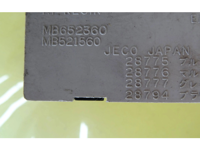 Экран/ дисплей / маленький экран MB652360, MB521560   Mitsubishi Space Runner 1999