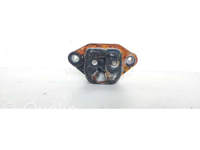 Замок багажника     Subaru Impreza III 2008-2011 года