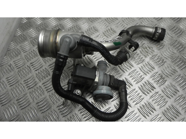 Vstřikovací lišta 7459491   BMW 3 G20 G21  pro benzínový / Электричество motor 2.0  