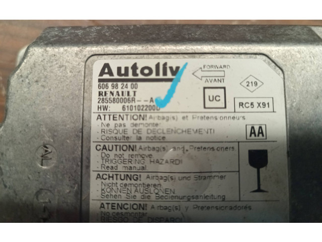 Блок подушек безопасности 606982400, 285580006r   Renault Laguna III