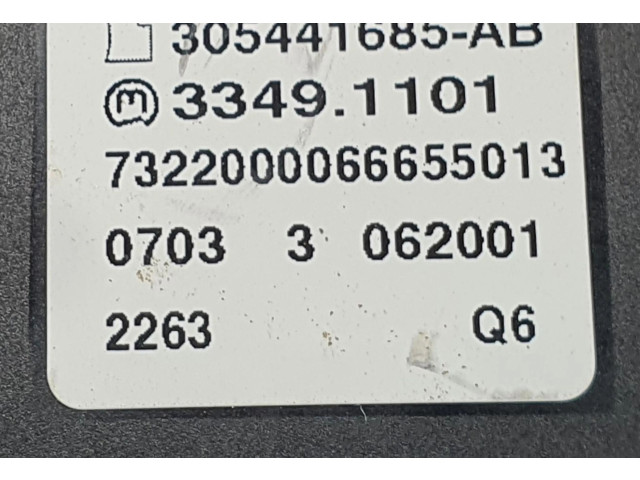 Блок управления усилителя руля 305441685-AB   Mercedes-Benz C W204   