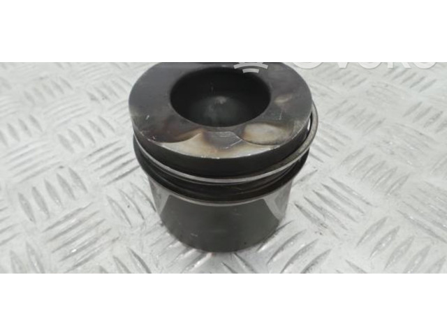 Píst A6510302517, 143110076411X   Mercedes-Benz CLA C117 X117 W117    OM 651.930 