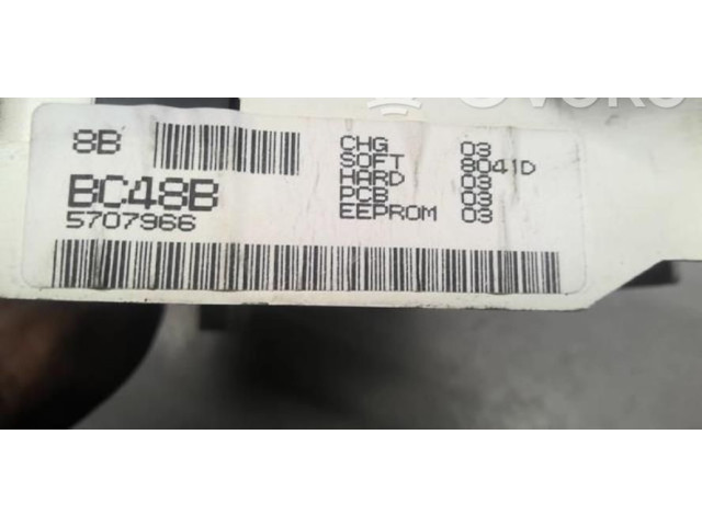 Přístrojová deska  Nissan Micra 2005 24810BC68B  