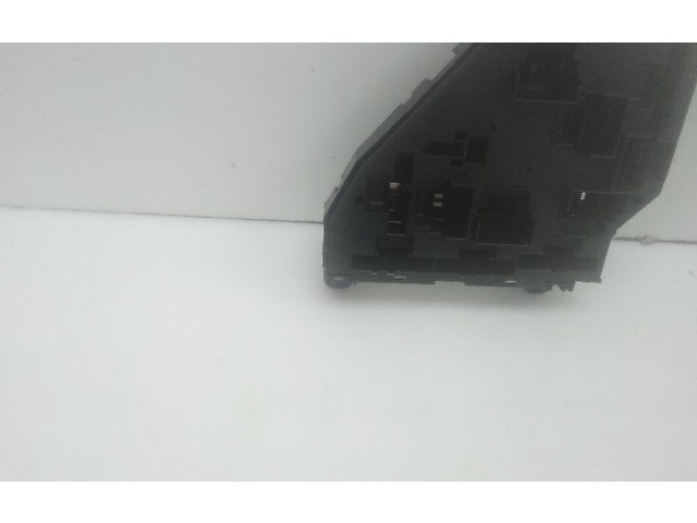 Блок предохранителей 926492402   BMW 5 GT F07    