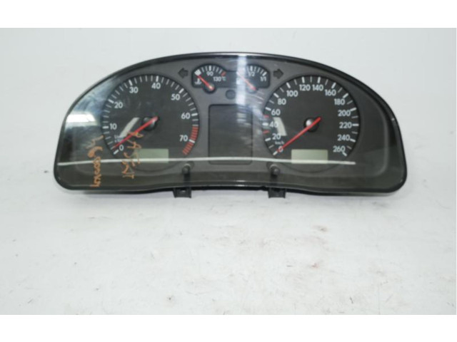 Панель приборов 3B0919881F   Volkswagen PASSAT B5.5       