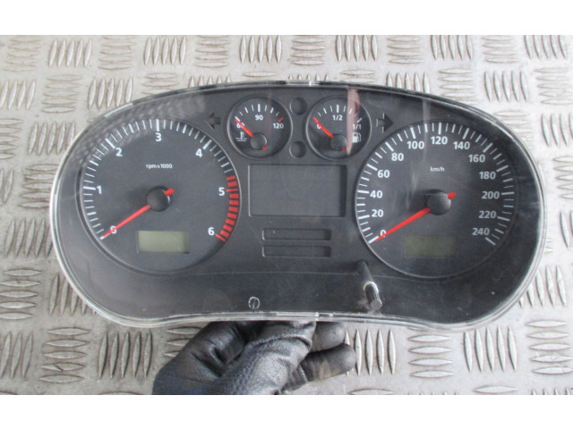 Přístrojová deska  Seat Toledo II (1M) 2001 038906012AT, W01M0920821B  