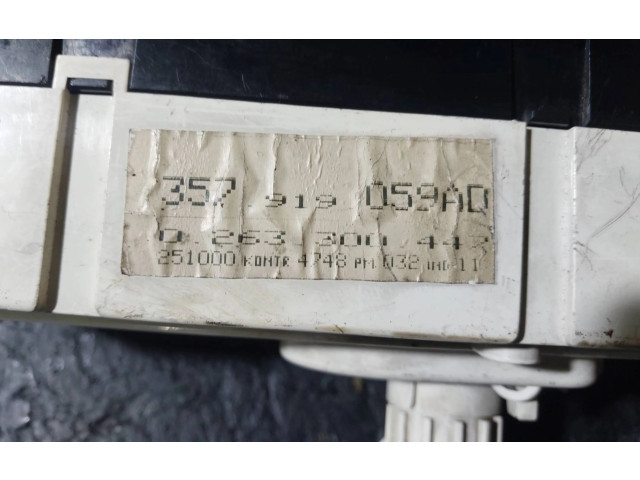 Přístrojová deska  Volkswagen PASSAT B3 1992 357919059AD, 0263300447  