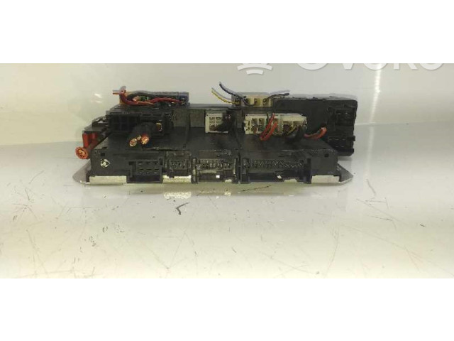   Pojistková skříňka A0275454532   Mercede-Benz S W220 2004