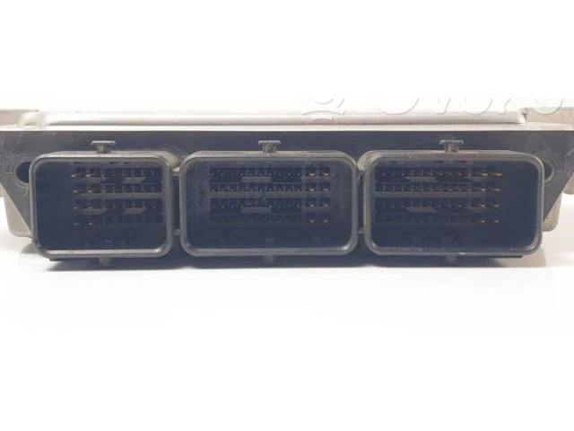 Řídící jednotka 0281017185, 1039S43639   Nissan Qashqai 2007