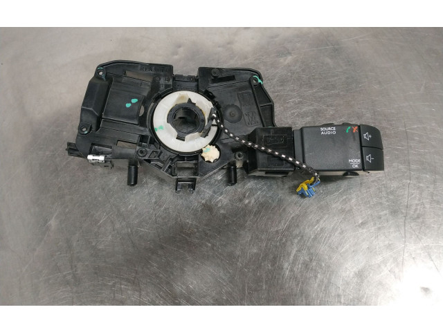 Подрулевой шлейф SRS 681722712RD   Dacia Sandero