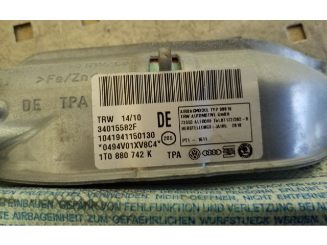 Боковая подушка безопасности 1T0880742K   Volkswagen Touran I