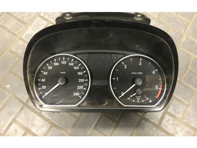 Přístrojová deska  BMW 1 E81 E87 2010 4032052, 9187330  