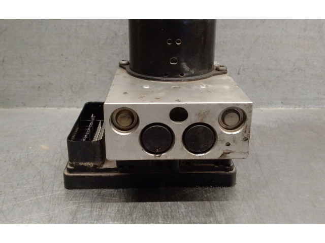 Jednotka ABS P08671225, 8671455   Volvo XC70 2002