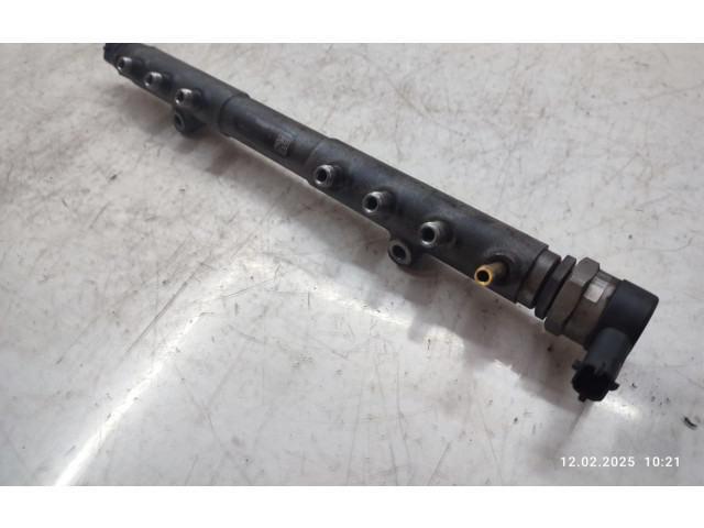 Vstřikovací lišta 31259011, 0445215023   Volvo XC90    D5244T18 